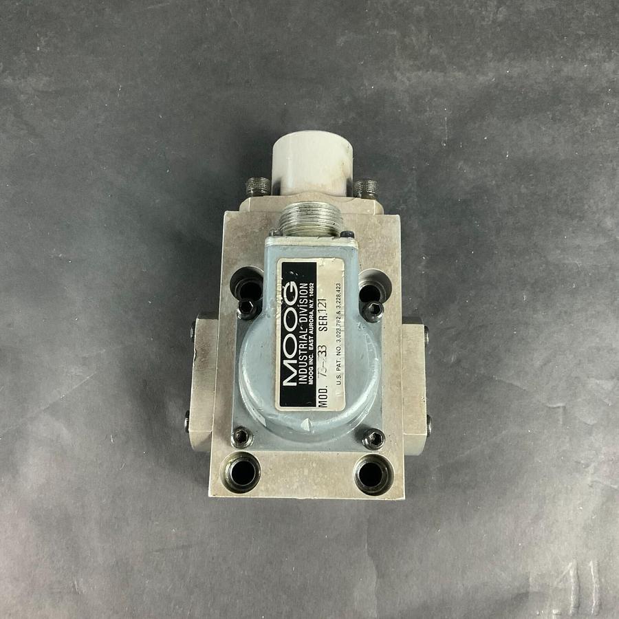 Used MOOG 73-233 HYRDAULIC SERVO VALVE ($1250 OBO)