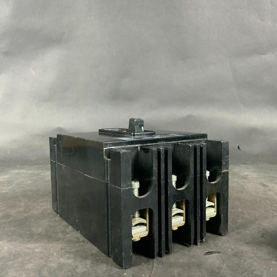 Used WESTINGHOUSE FB3030 CIRCUIT BREAKER ($40 OBO)