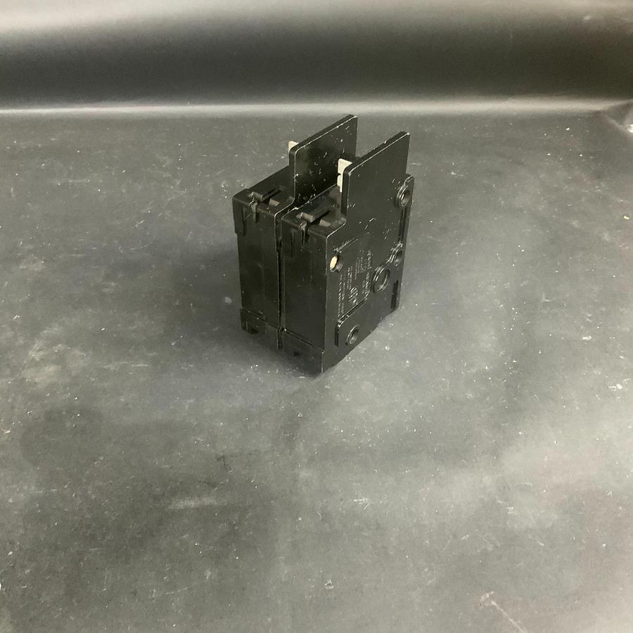 Used ITE BQ2-B030 CIRCUIT BREAKER ($12 OBO)