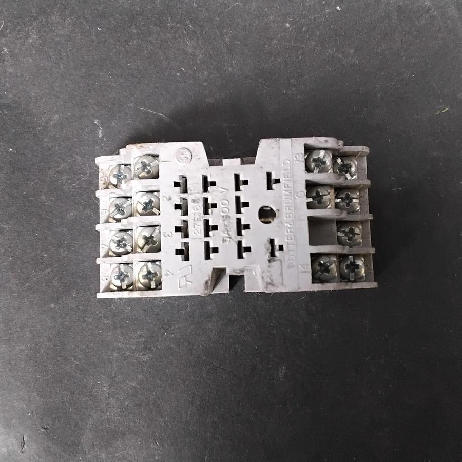Used POTTER & BRUMFIELD 27E166 RELAY SOCKET ($7 OBO)