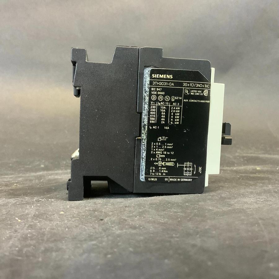 Used SIEMENS 3TH3031-0A CONTACTOR ($25 OBO)