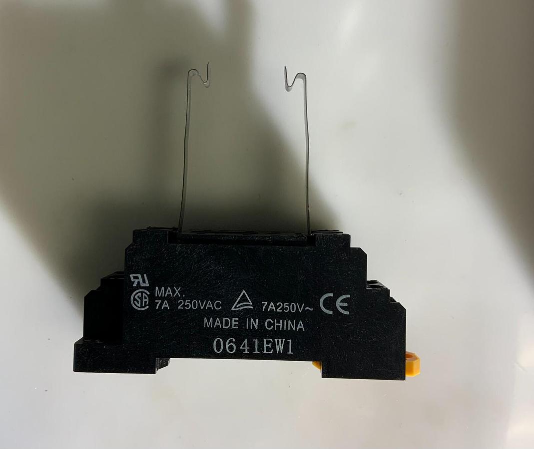 OMRON PYF08A-E ($6.99/EACH OBO)