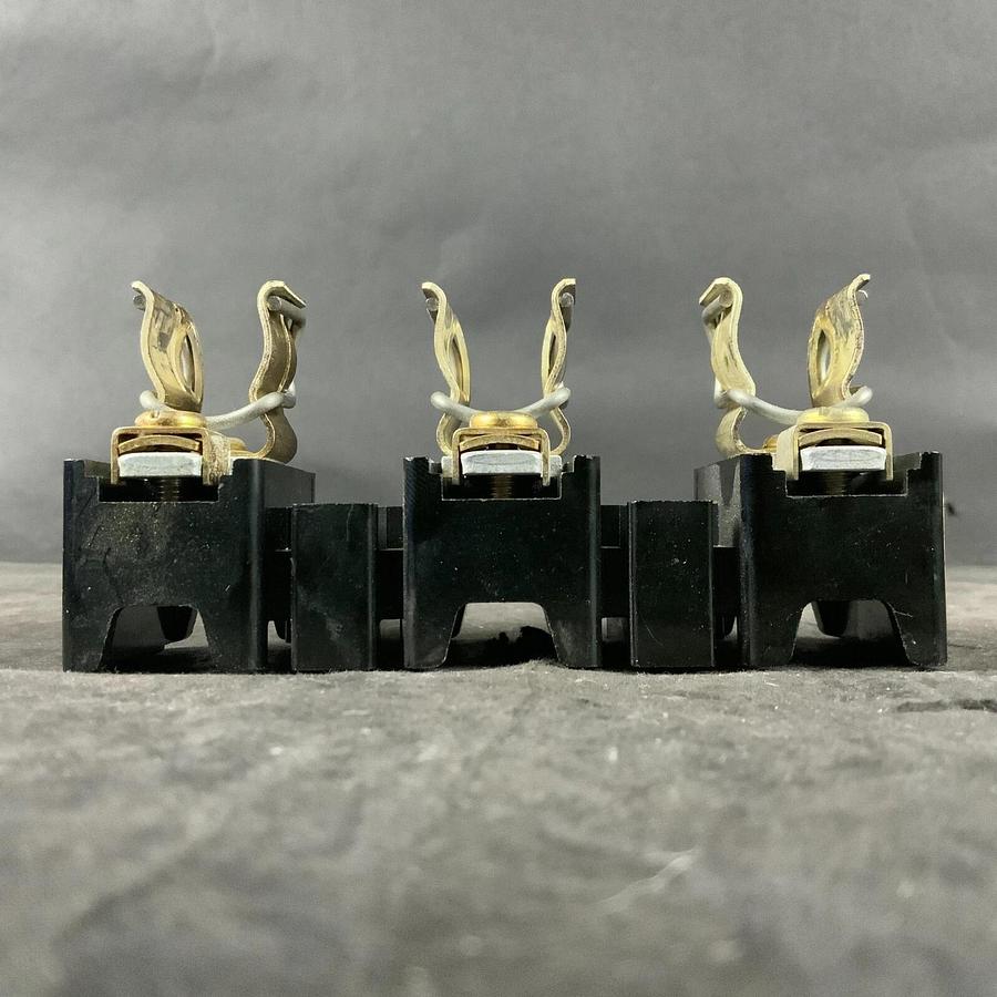 Used ALLEN BRADLEY X-401978 FUSE BLOCK ($15 OBO)