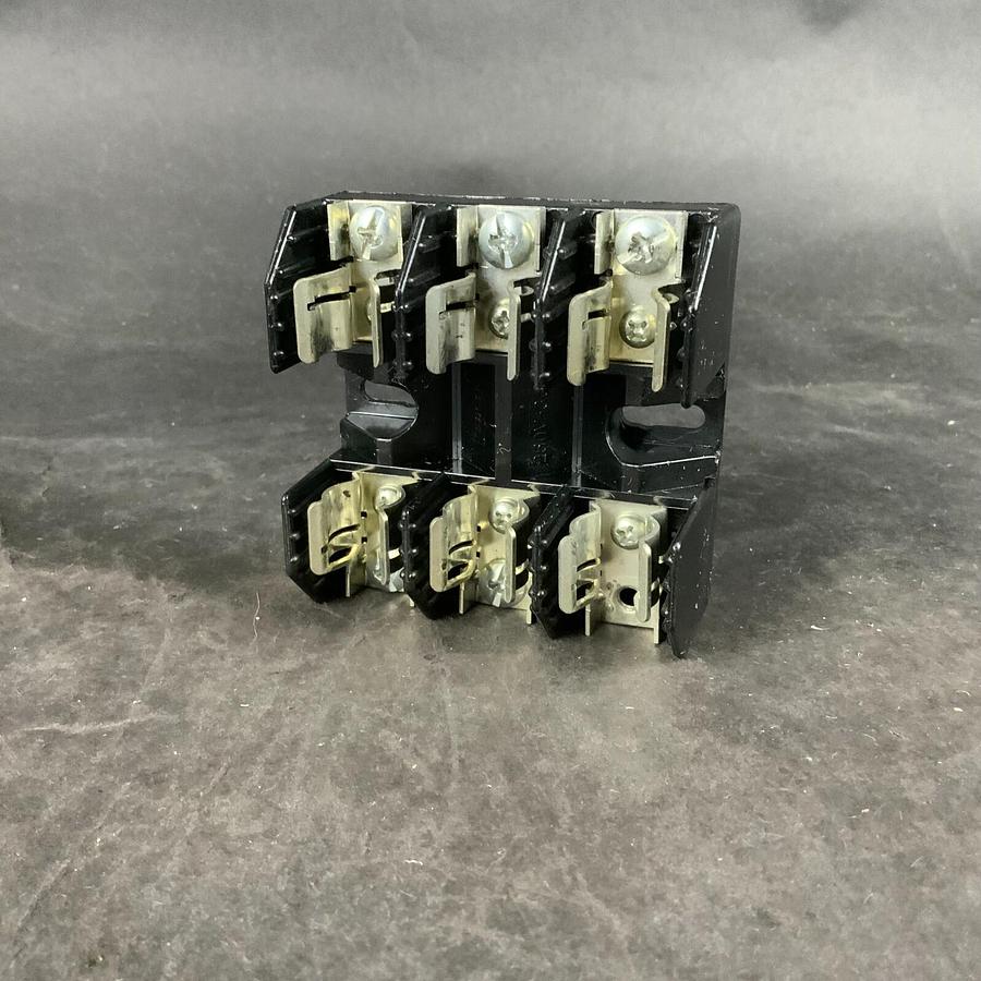 Used BUSSMANN H25030-3S FUSE HOLDER ($12 OBO)