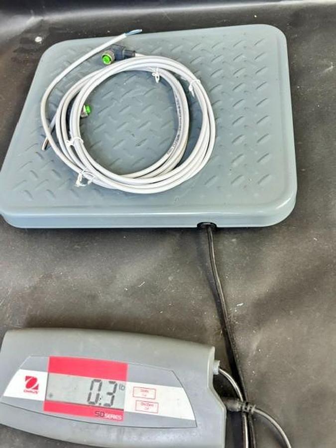 Used AUTOMATION DIRECT CD12L-0B-020-C0 CONNECTION CABLE