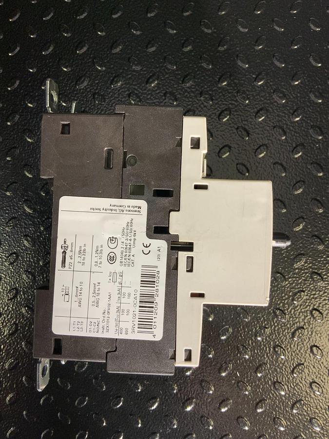 Used SIEMENS 3RV1021-0CA10 ($45.99 OBO)