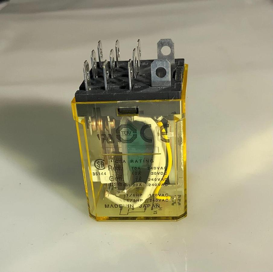 IDEC RU2S-D24 ($4.49/EACH OBO)