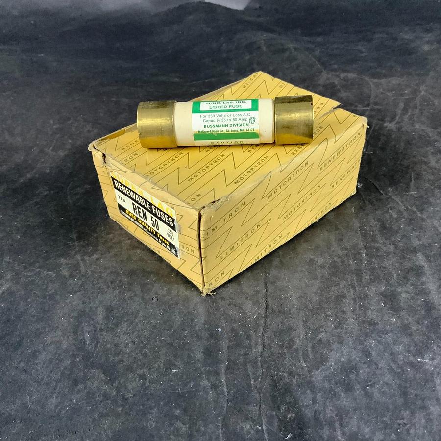 Used BUSSMANN REN-50 TIME DELAY RENEWABLE FUSE - BOX OF 10 ($100 OBO)