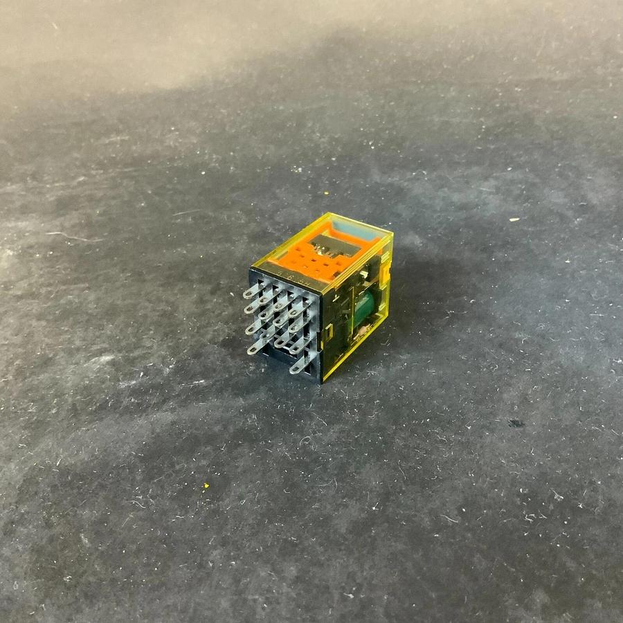 Used IDEC RU4S-CD-D24 RELAY - SET OF 5 ($40 OBO)