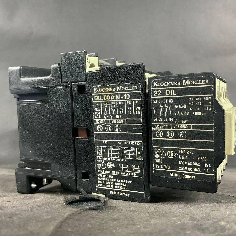 Used KLOCKNER MOELLER DIL00AM-10 W/ 4 DIL CONTACTOR ($45 OBO)
