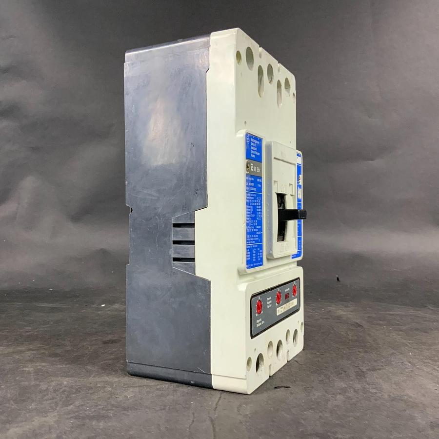 Used WESTINGHOUSE 1492D81G03 CIRCUIT BREAKER ($350 OBO)