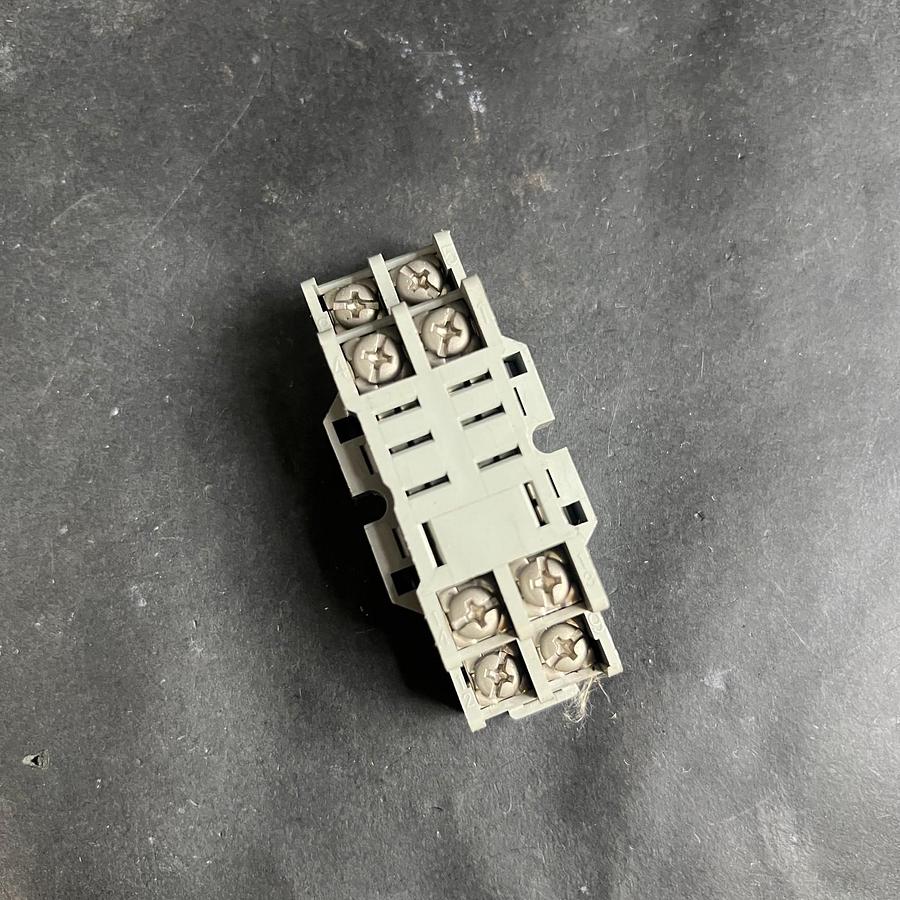 Used POTTER & BRUMFIELD 27E895 RELAY ($8 OBO)