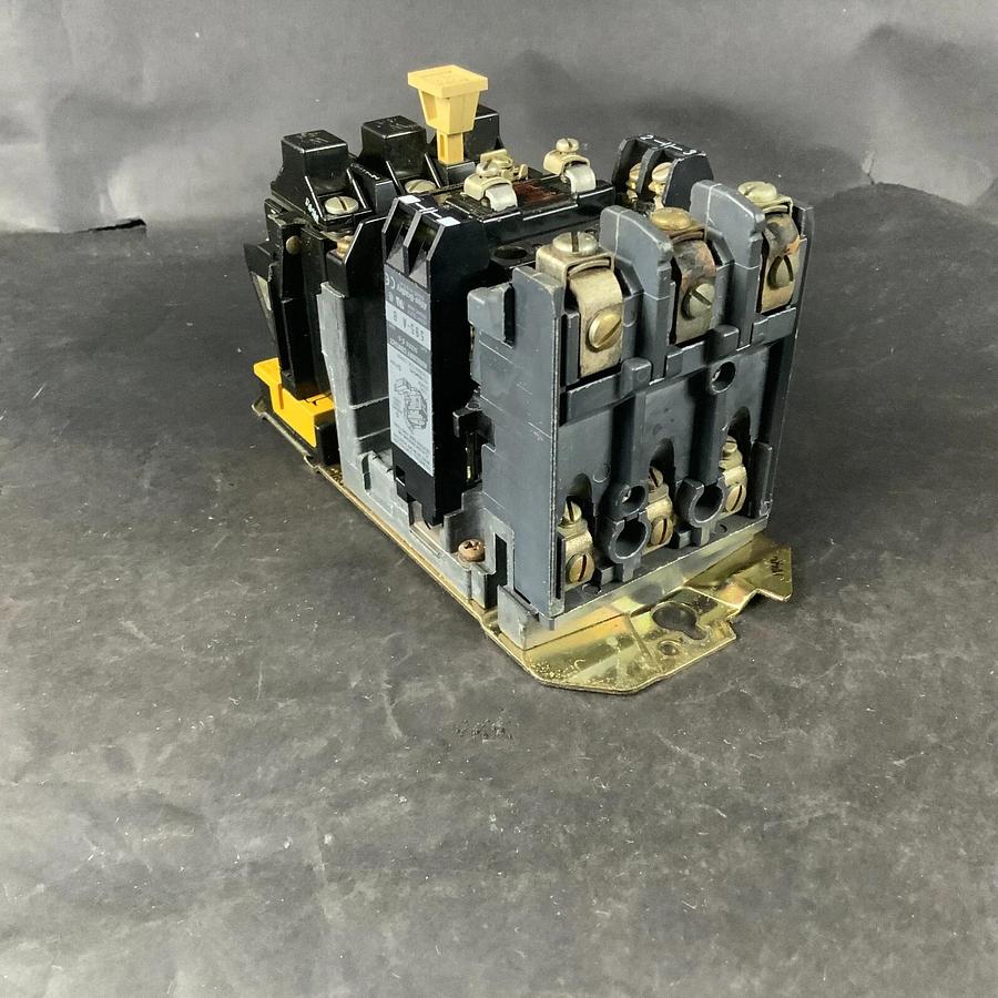 Used ALLEN BRADLEY 509-AOD MOTOR STARTER ($25 OBO)