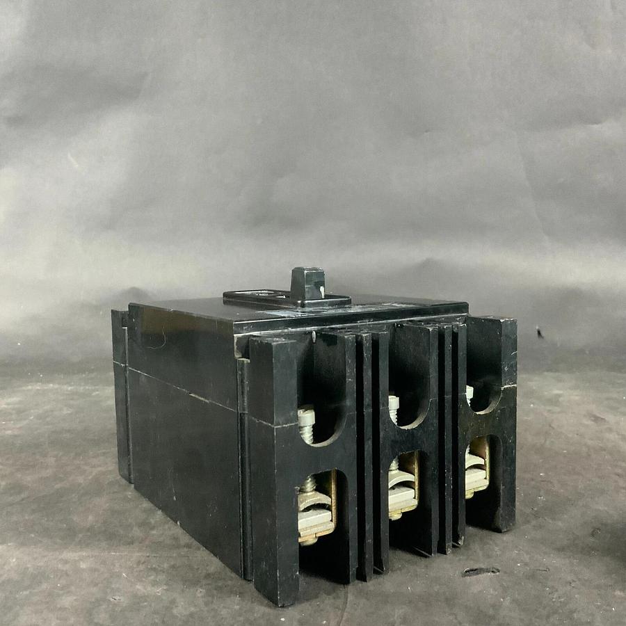 Used WESTINGHOUSE FB3030 CIRCUIT BREAKER ($40 OBO)