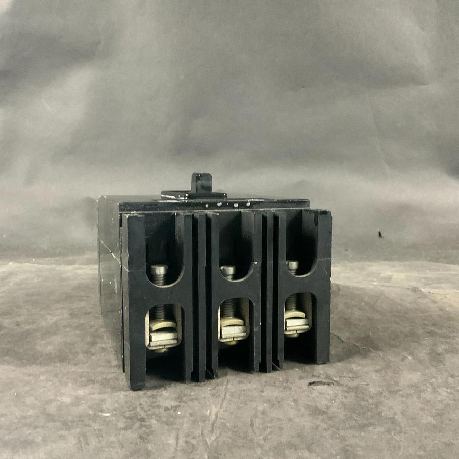 Used WESTINGHOUSE FB3015 CIRCUIT BREAKER ($30 OBO)