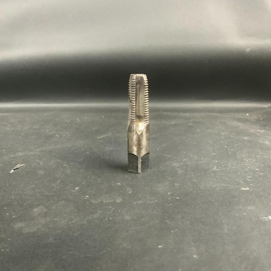 Used PRATT & WHITNEY 1/4”-18 NPT 4-FLUTE CONECCENTRIC PIPE TAP ($15 OBO)
