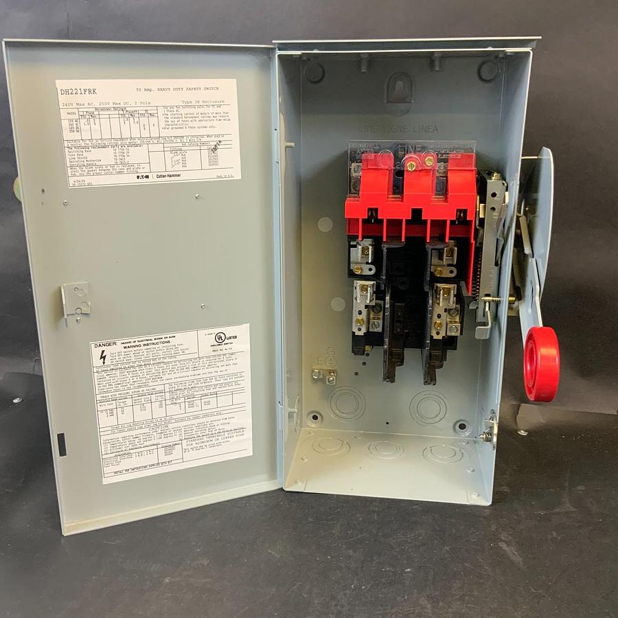 Used EATON DH221FRK HEAVY DUTY SAFETY SWITCH ($50 OBO)