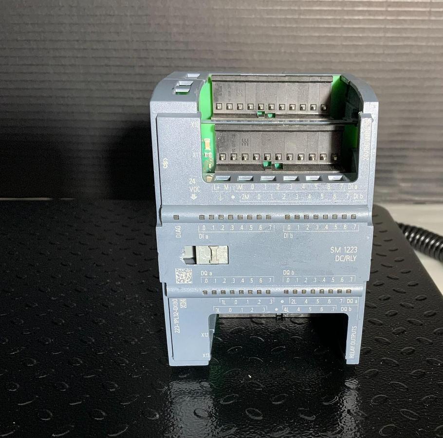 Used SIEMENS 6ES7223-1PL32-0XB0 ($119.99/EACH OBO)