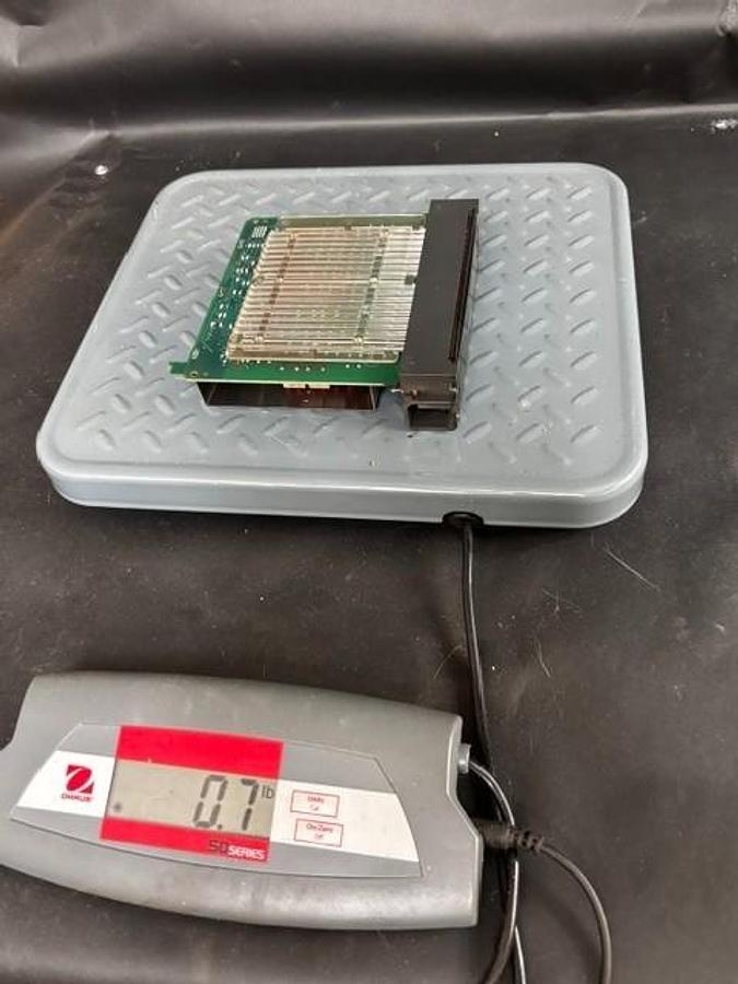 Used HONEYWELL 900H01-0001 OUTPUT MODULE