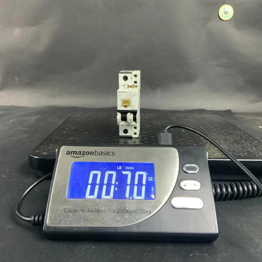 Used SIEMENS 5SY61MCB C4 CIRCUIT BREAKER W/ AS AUX SWITCH ($12 OBO)