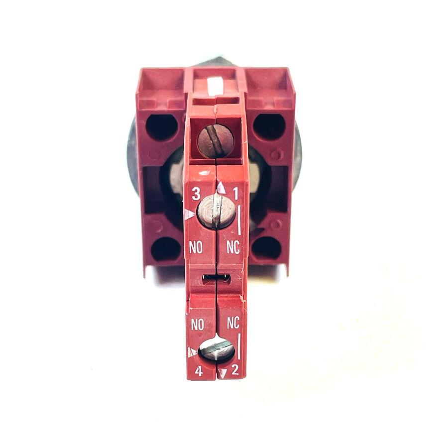 Used SIEMENS P30PBFR 3SB1400-0A 22MM PUSHBUTTON SWITCH RED FLUSH 1NC 1NO 10A 660V