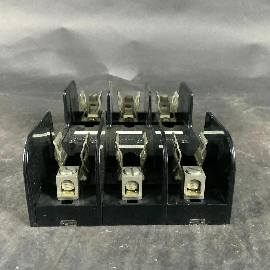 FERRAZ SHAWMUT 60303 FUSE HOLDER ($15 OBO)