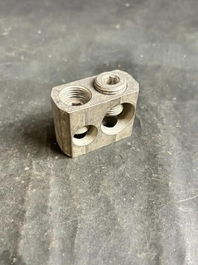 Used GENERAL ELECTRIC TCAL43 LUG TERMINAL