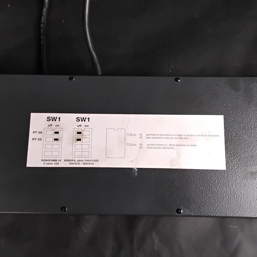 Used CHARMILLES 851 3910 F SERIES 100 KEYBOARD ($130 OBO)