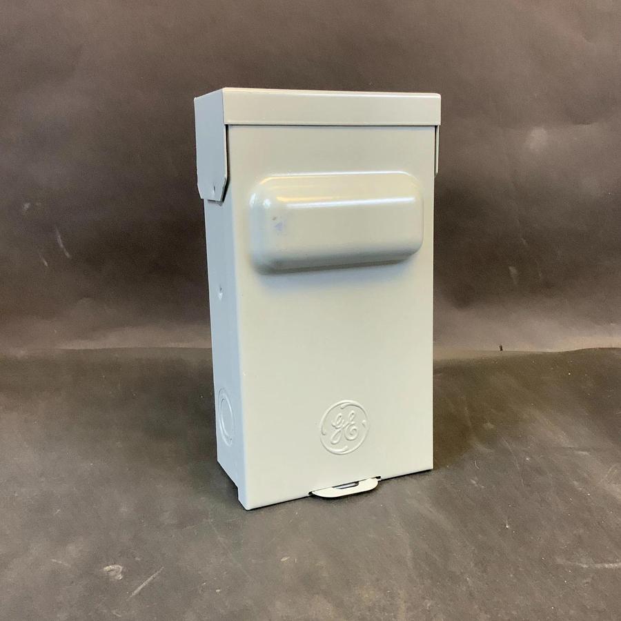 GE TF60RCP AIR CONDITIONER DISCONNECT ($15 OBO)