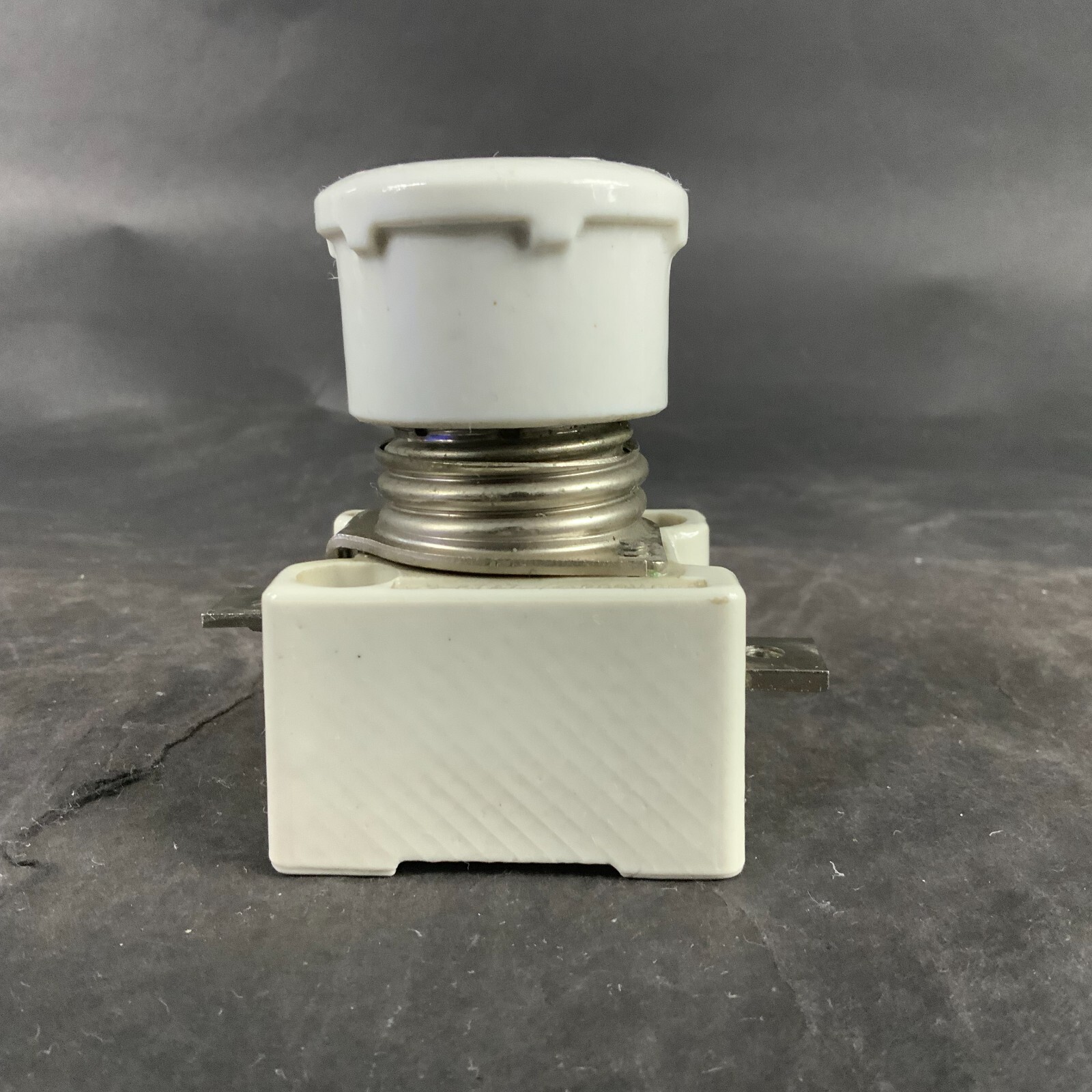 Used FUJI ELECTRIC 41-8747 FUSE HOLDER ($7 OBO)