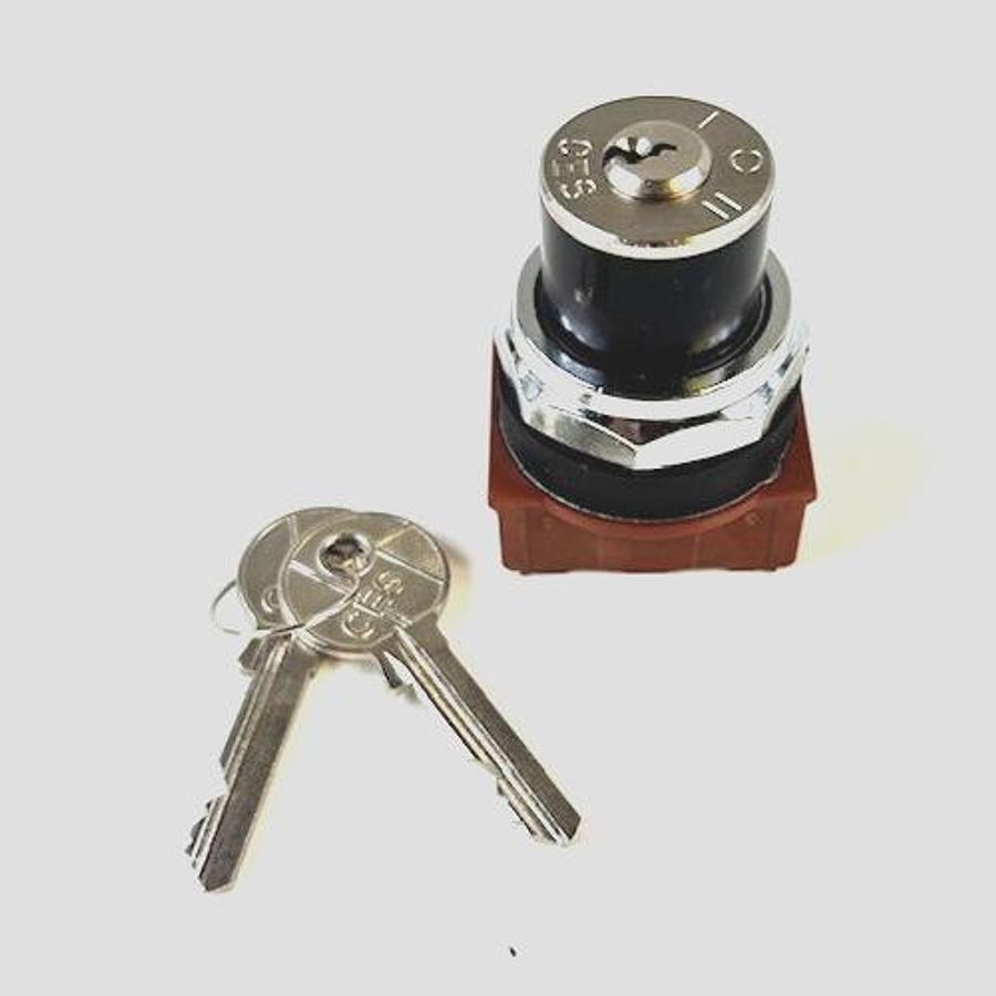 Used SIEMENS 3SB03-3MHC6 KEYED SELECTOR SWITCH