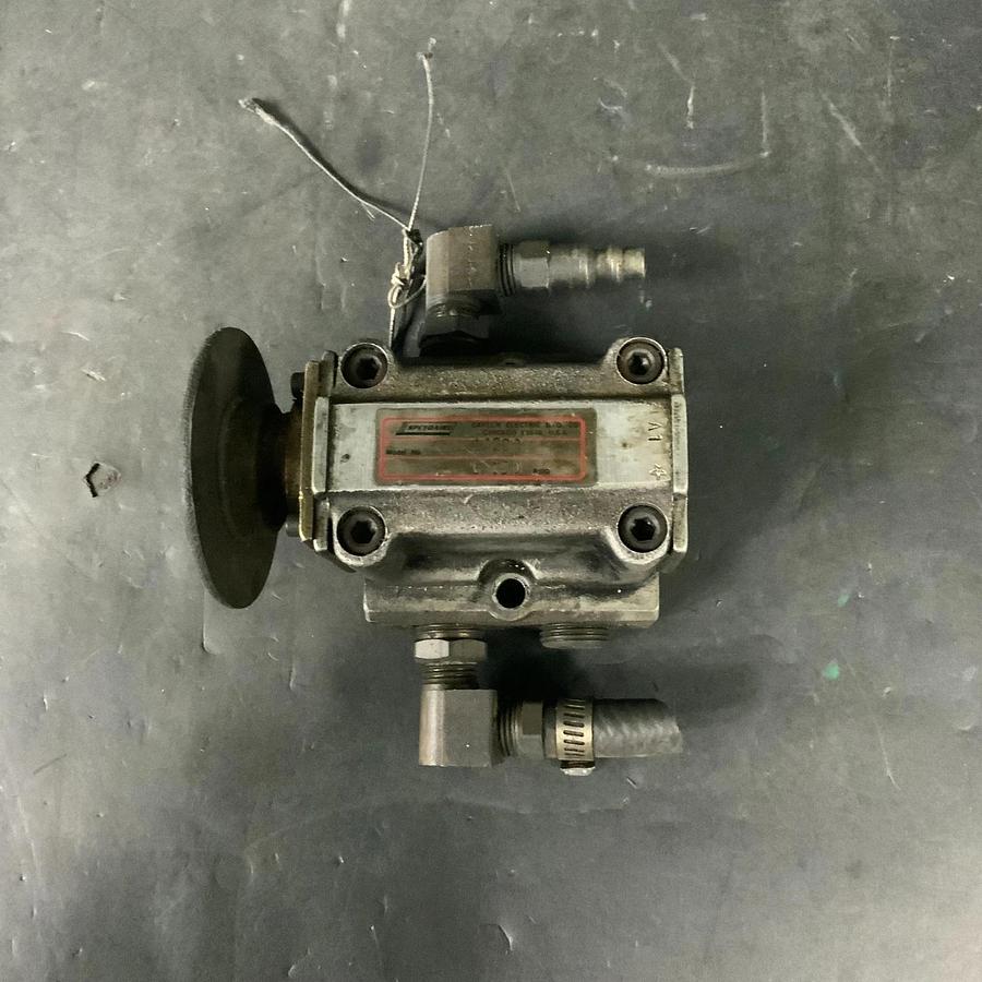 Used SPEEDAIRE 1A208 BUTTON AIR VALVE ($100 OBO)
