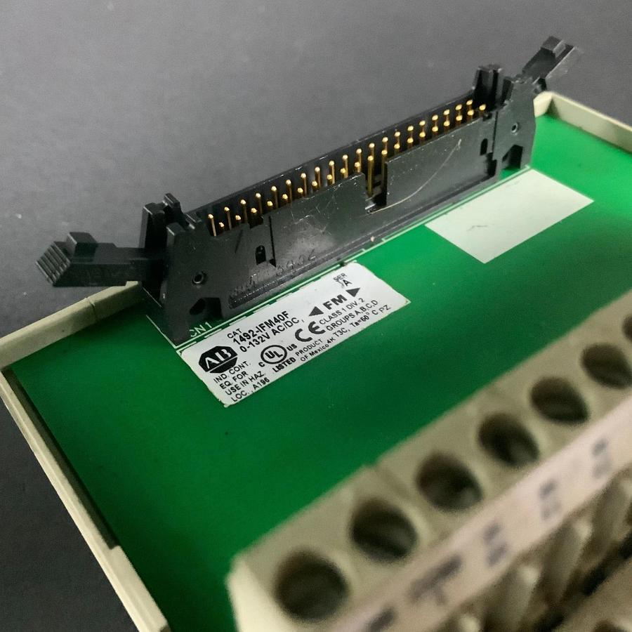 Used ALLEN BRADLEY 1492-IFM40F INTERFACE MODULE ($45 OBO)