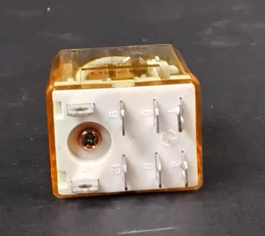 Used IDEC RH2B-U AC120V RELAY ($5 OBO)