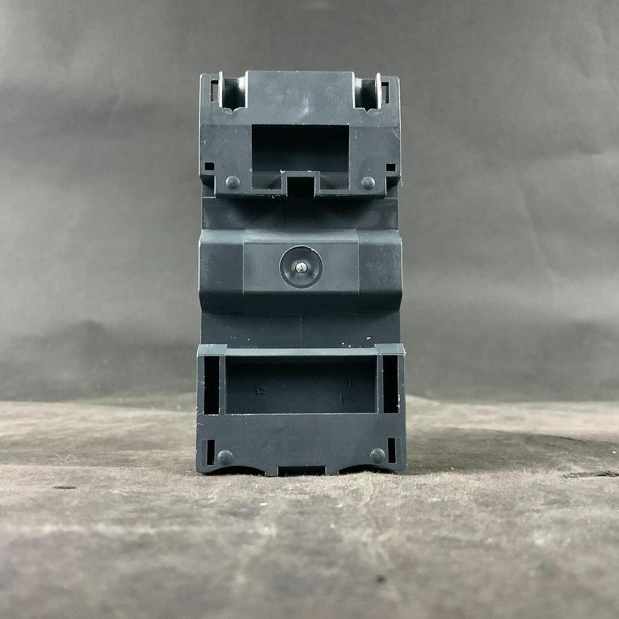 Used TELEMECANIQUE GV2-M06 MOTOR STARTER ($15 OBO)