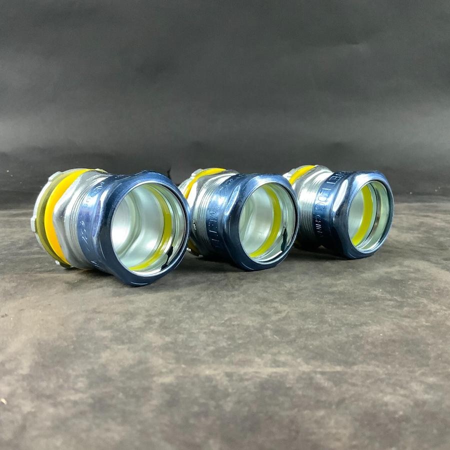 RACO - 2905RT 1-1/4” CONNECTOR - SET OF 14 ($130 OBO)