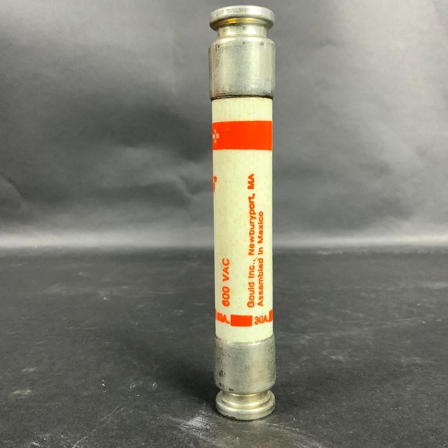 Used FERRAZ SHAWMUT A6Y30-1R OLD STOCK FUSE ($9 OBO)