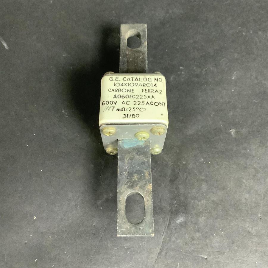 Used CARBONE FERRAZ A060FC225AA SEMICONDUCTOR FUSE ($12 OBO)