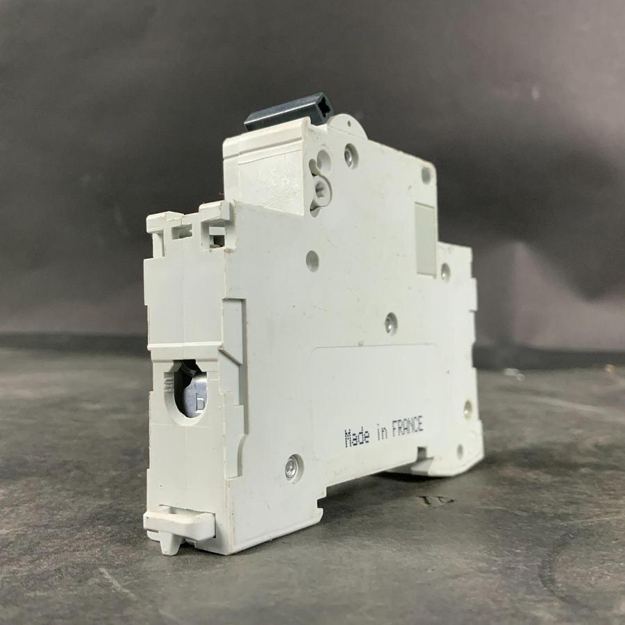 Used SCHNEIDER ELECTRIC MULTI9C60 C2A CIRCUIT BREAKER ($20 OBO)