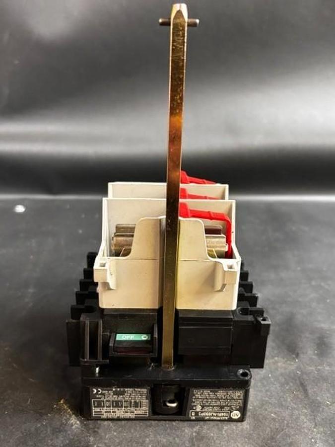 Used ALLEN BRADLEY 194R-NJ030P3 FUSED DISCONNECT SWITCH ($50 OBO)