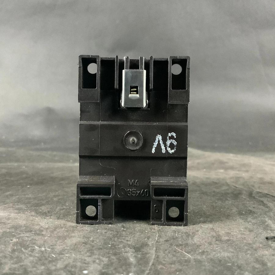 Used KLOCKNER MOELLER DIL A-31 CONTACTOR DELAY ($35 OBO)