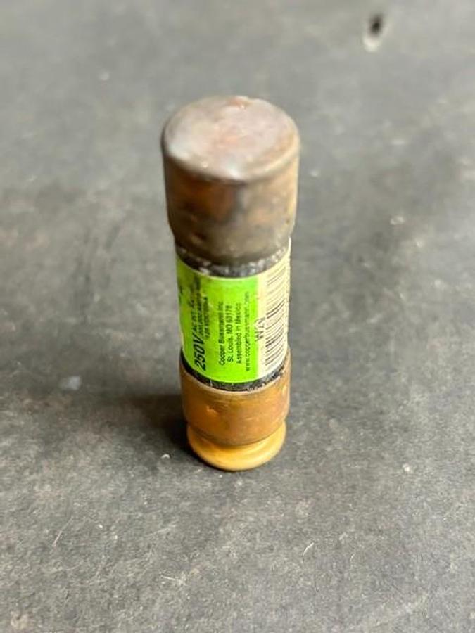 Used BUSSMANN FUSETRON FRN-R-25 FUSE