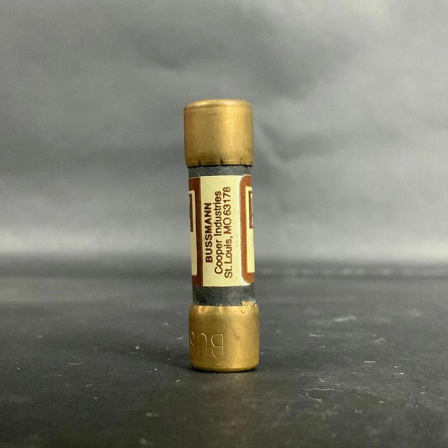 BUSSMANN KAW-15 FAST ACTING FUSE -SET OF 5 ($25 OBO)