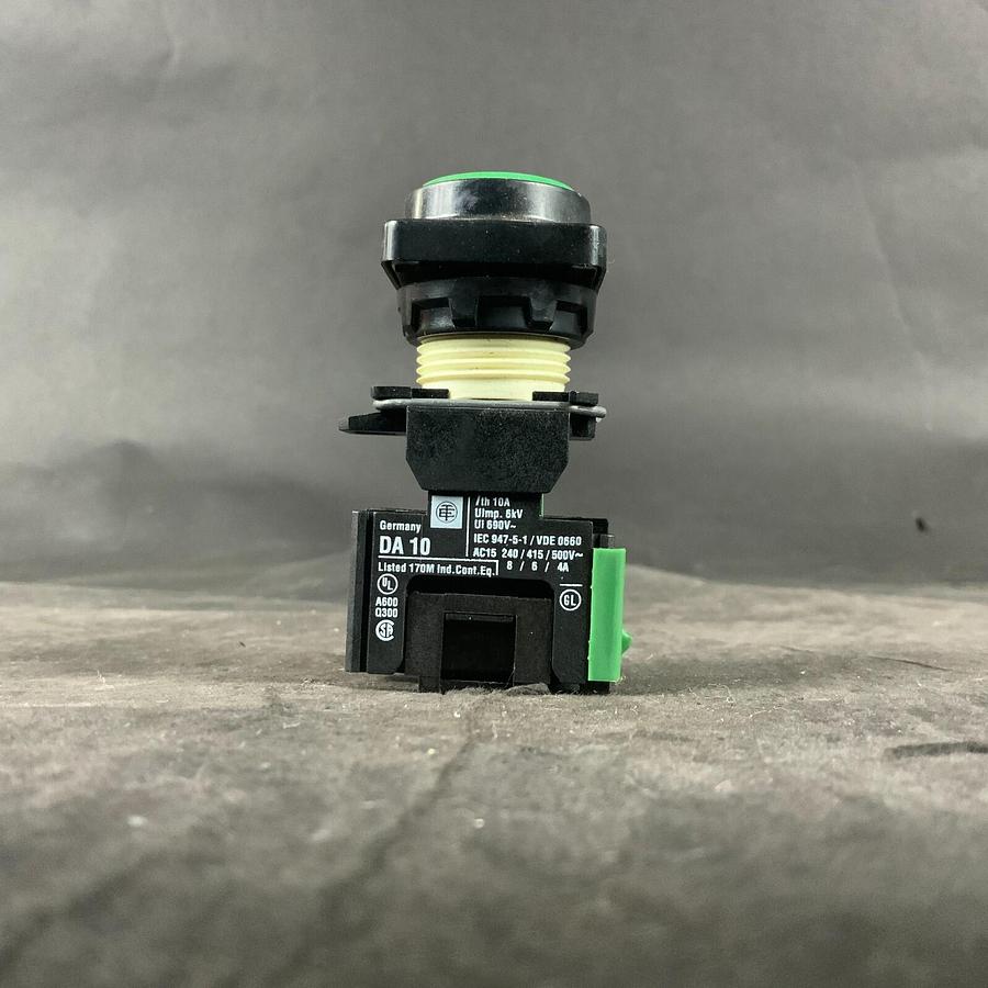 Used SCHNEIDER ELECTRIC DA10 CONTACT BLOCK ($8 OBO)