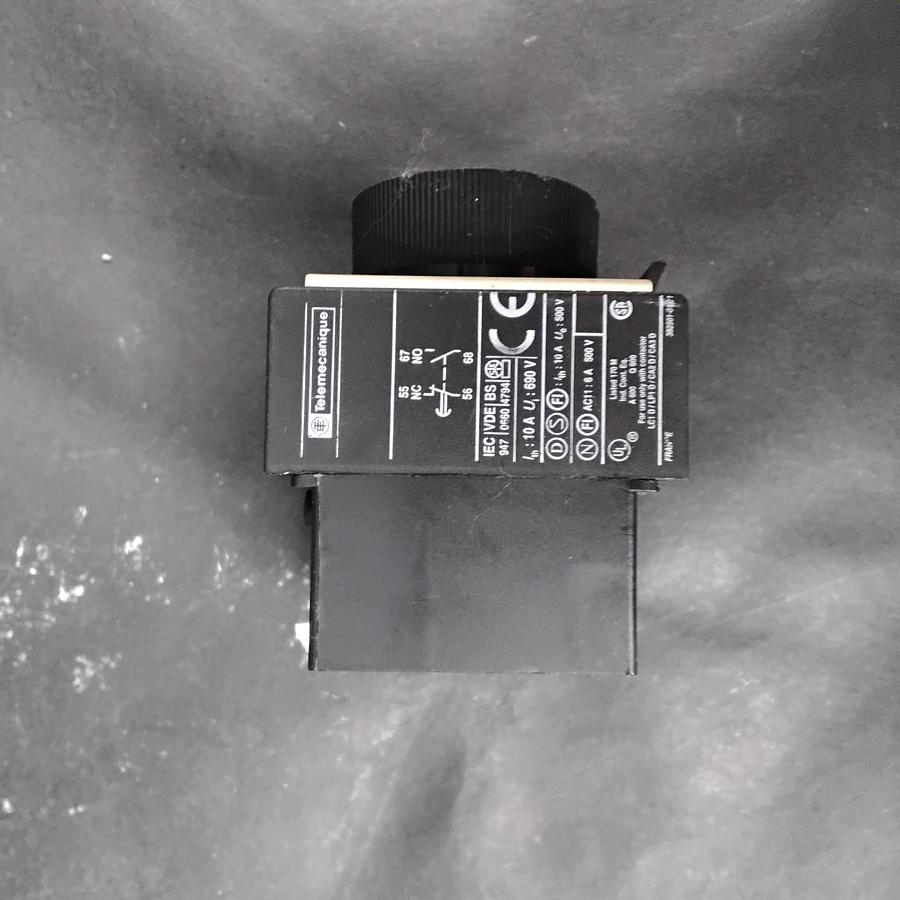 Used SCHNEIDER ELECTRIC LA2-DT0 AUXILIARY CONTACT BLOCK ($50 OBO)