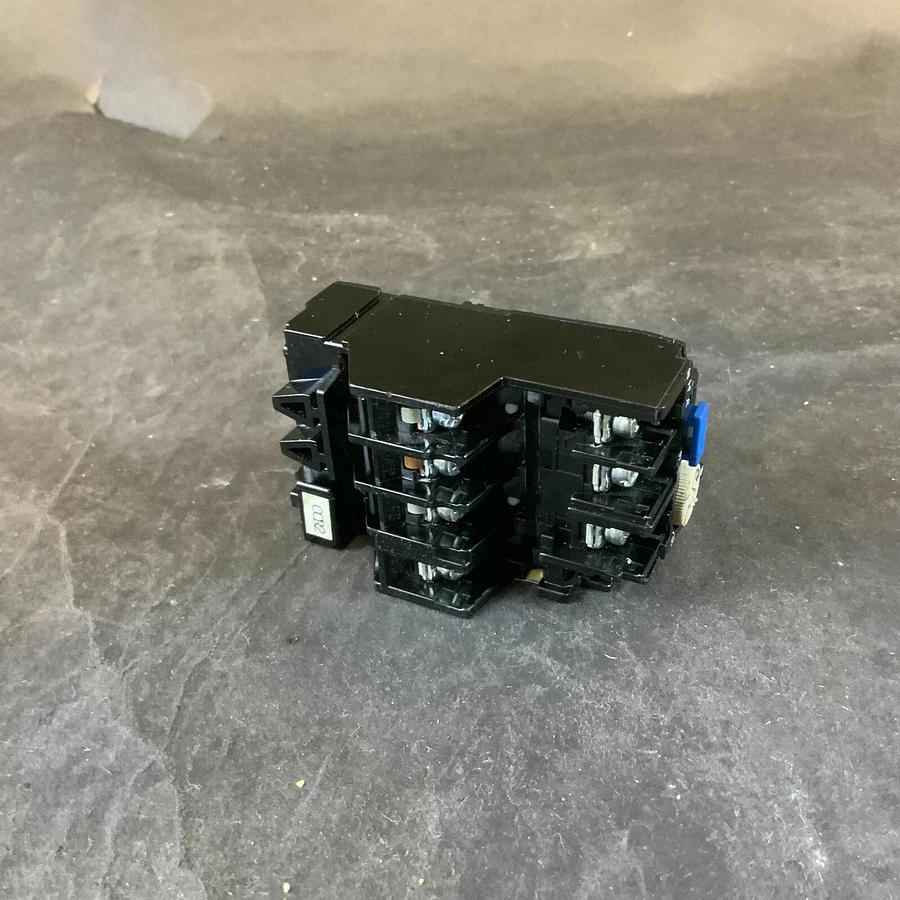 Used MITSUBISHI TH-N12 4-6A OVERLOAD RELAY ($10 OBO)
