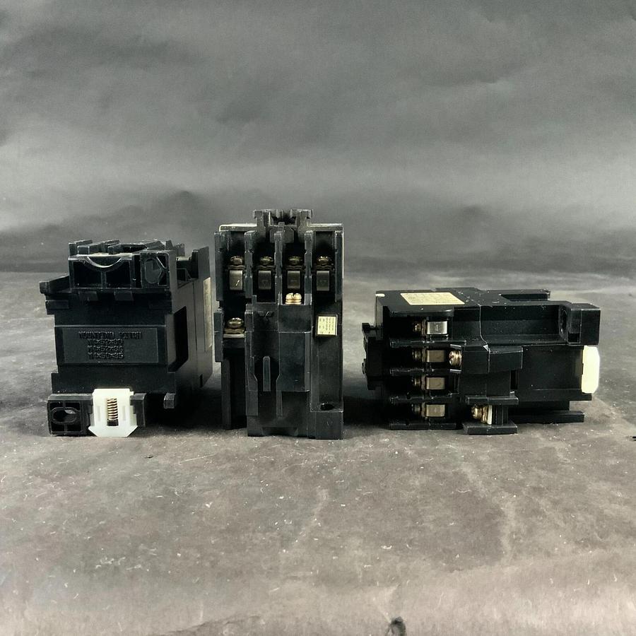 Used MITSUBISHI MSO-K11 UL CONTACTOR - SET OF 3 ($60 OBO)