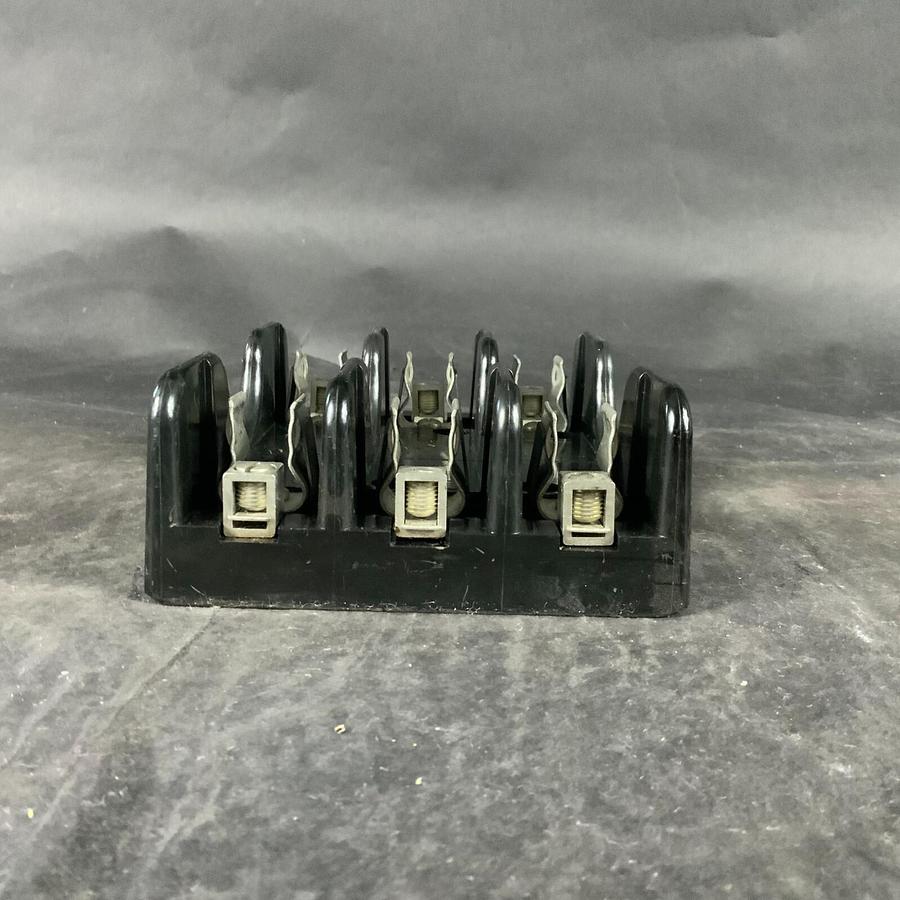 Used MARATHON R6F30A3B FUSE HOLDER ($15 OBO)