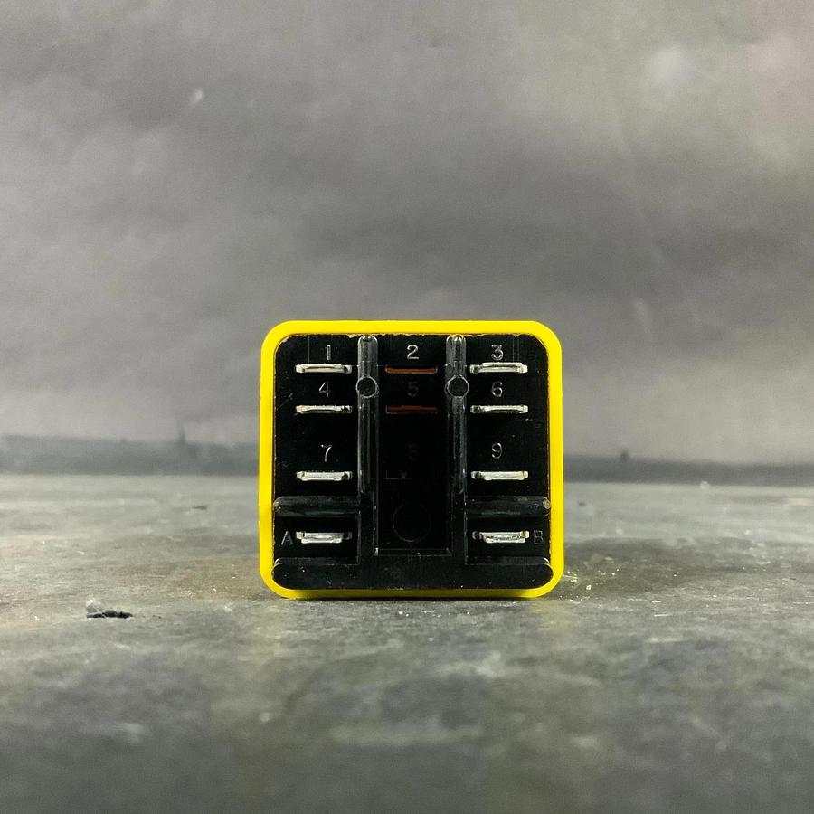 Used POTTER & BRUMFIELD CUA-41-70010 TIME DELAY RELAY ($40 OBO)