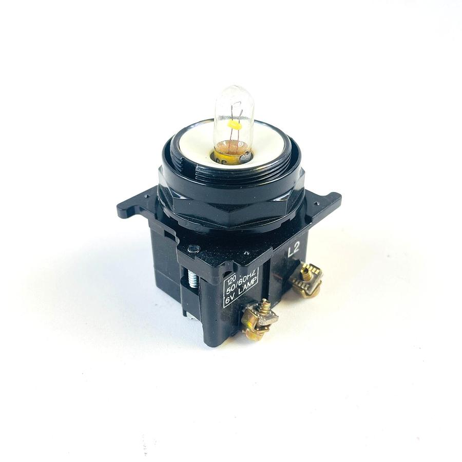 Used CUTLER HAMMER E34TB120 INDICATING LIGHT BASE UNIT 120VAC CORROSION RESISTANT